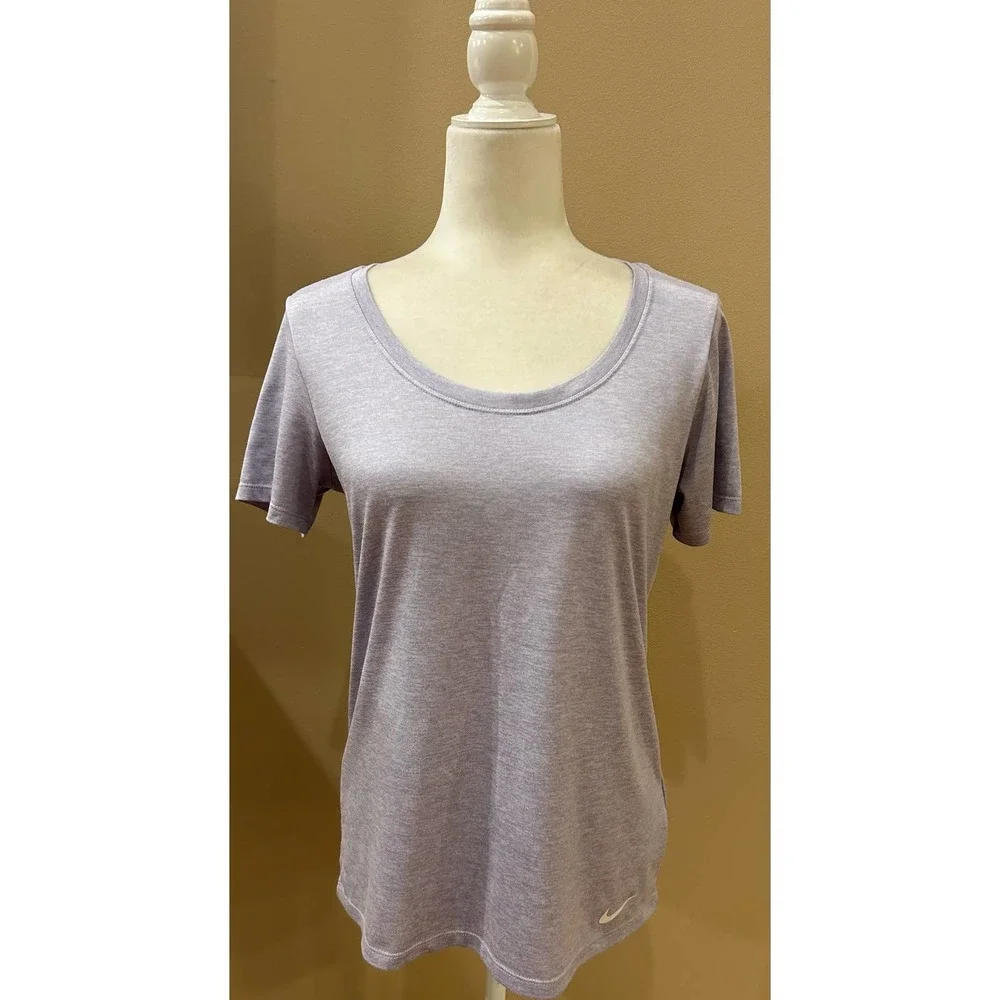 Nike Dri Fit Lavendar Short Sleeve Tee, Size M
